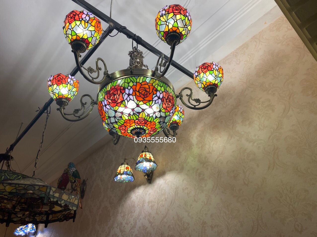 Bộ đèn chùm tiffany họa tiết hoa hồng