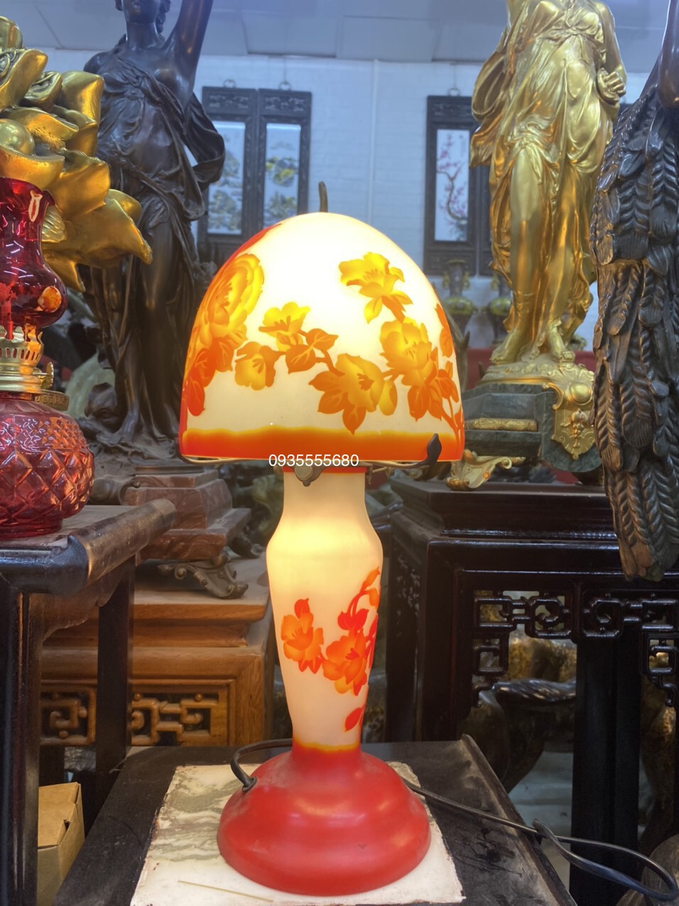 Giao lưu e đèn bàn gale pháp