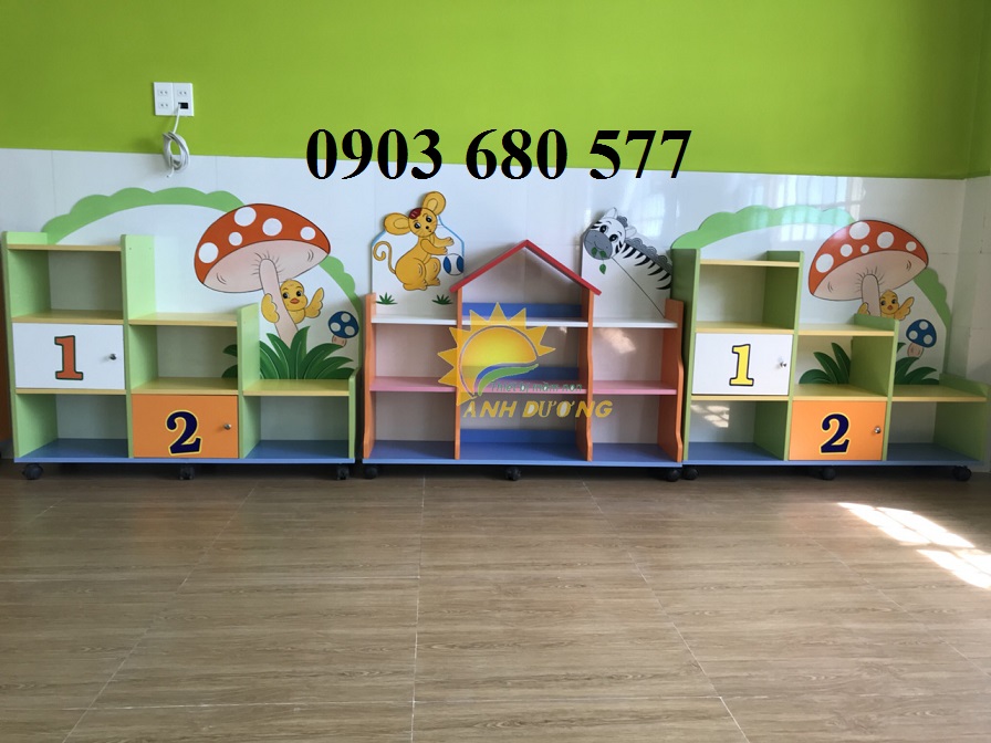 Kệ gỗ mầm non dành cho trẻ em giá rẻ, chất lượng cao