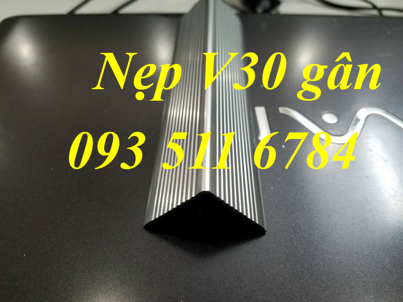 Nẹp Inox góc tròn gạch đá nẹp nhôm góc vuông V20mm