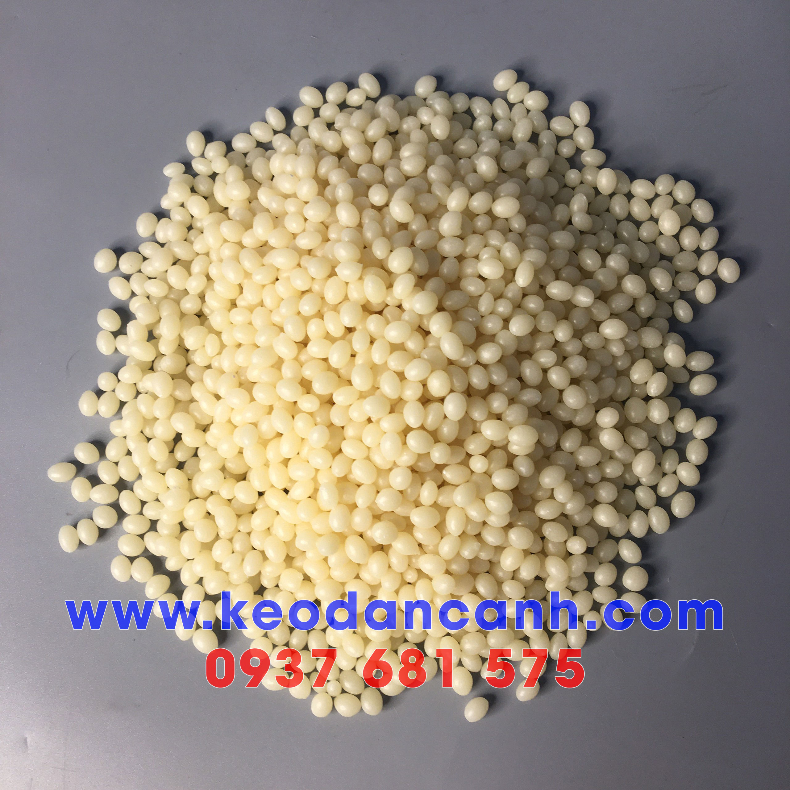 Cung cấp keo hạt dán cạnh Adino màu vàng trong giá tốt tại Miền Nam