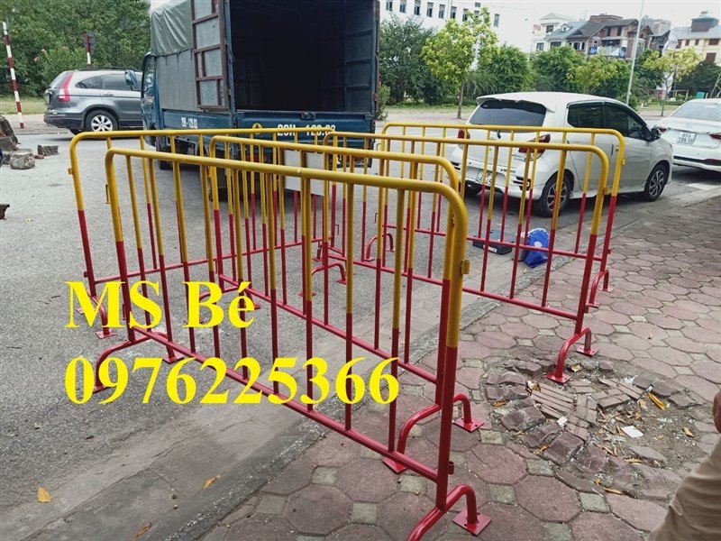 Chuyên sản xuất gia công hàng rào di động,hàng rào chắn đám đông
