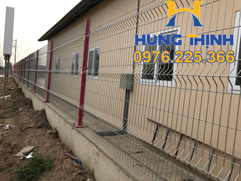 Hàng rào chấn sóng trên thân-Những mẫu hàng rào đep ,giá tốt