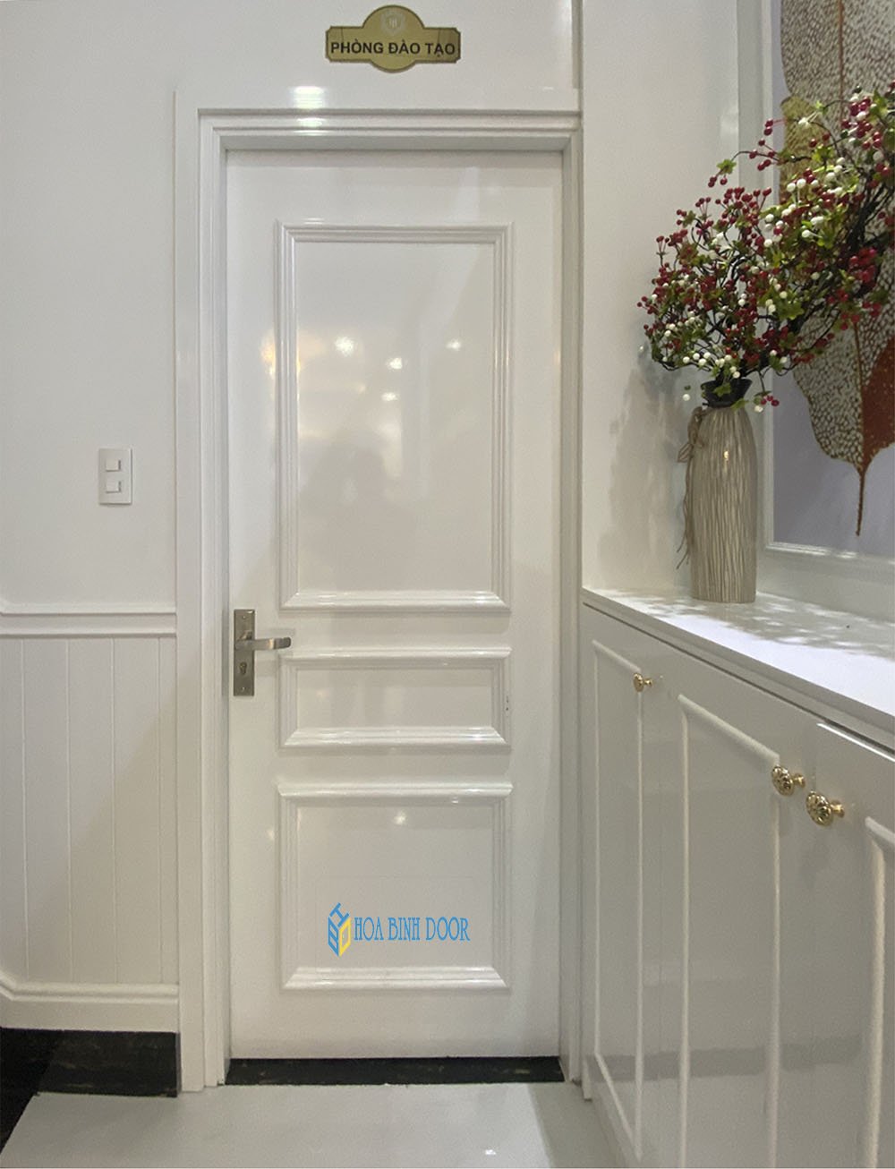 Cửa nhựa Composite có tốt không?  Mẫu cửa nhựa giả gỗ đẹp