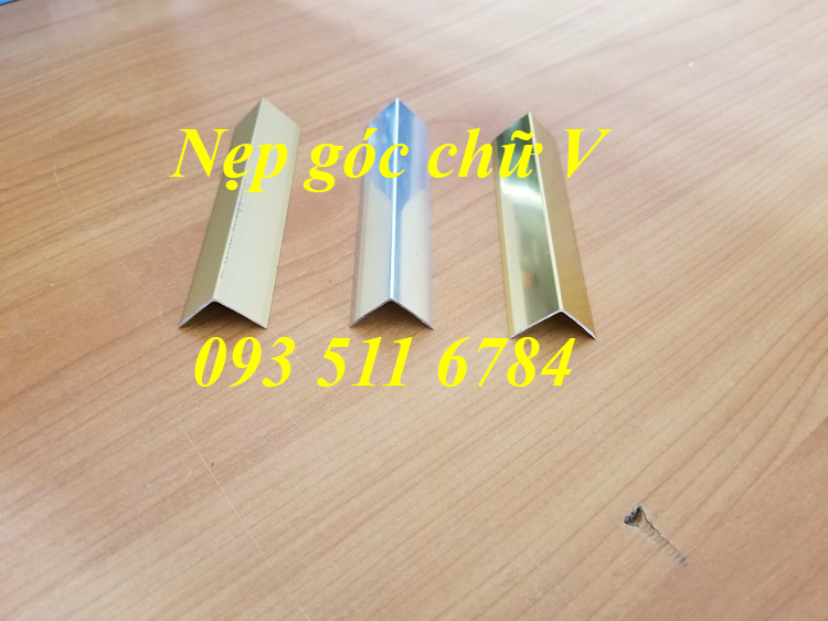 Nẹp nhôm màu đen chữ T nối sàn Nẹp Inox góc tường