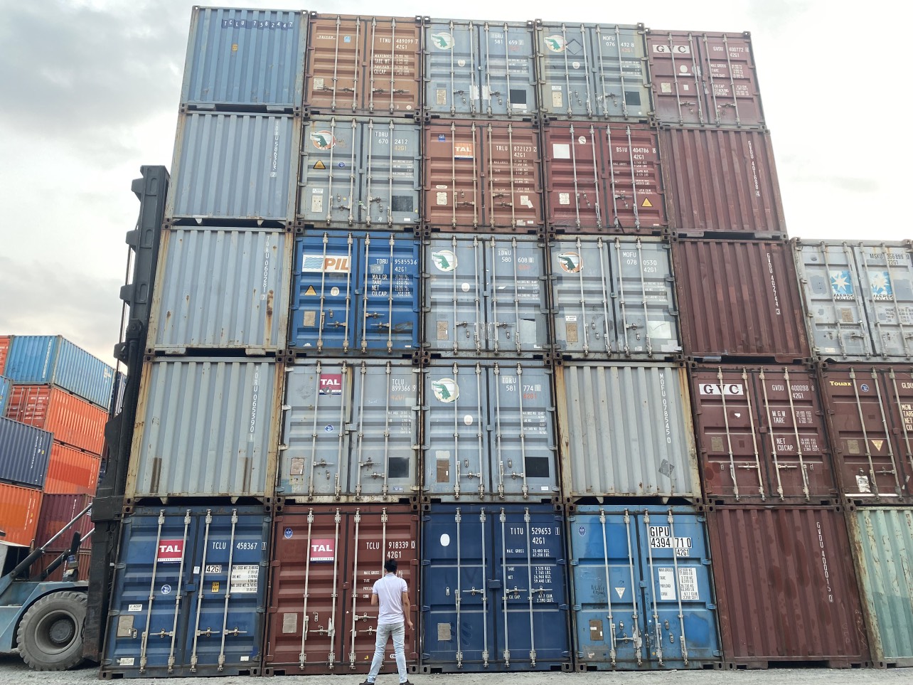 CONTAINER RẺ NHẤT VỊNH BẮC BỘ 0888 888 946