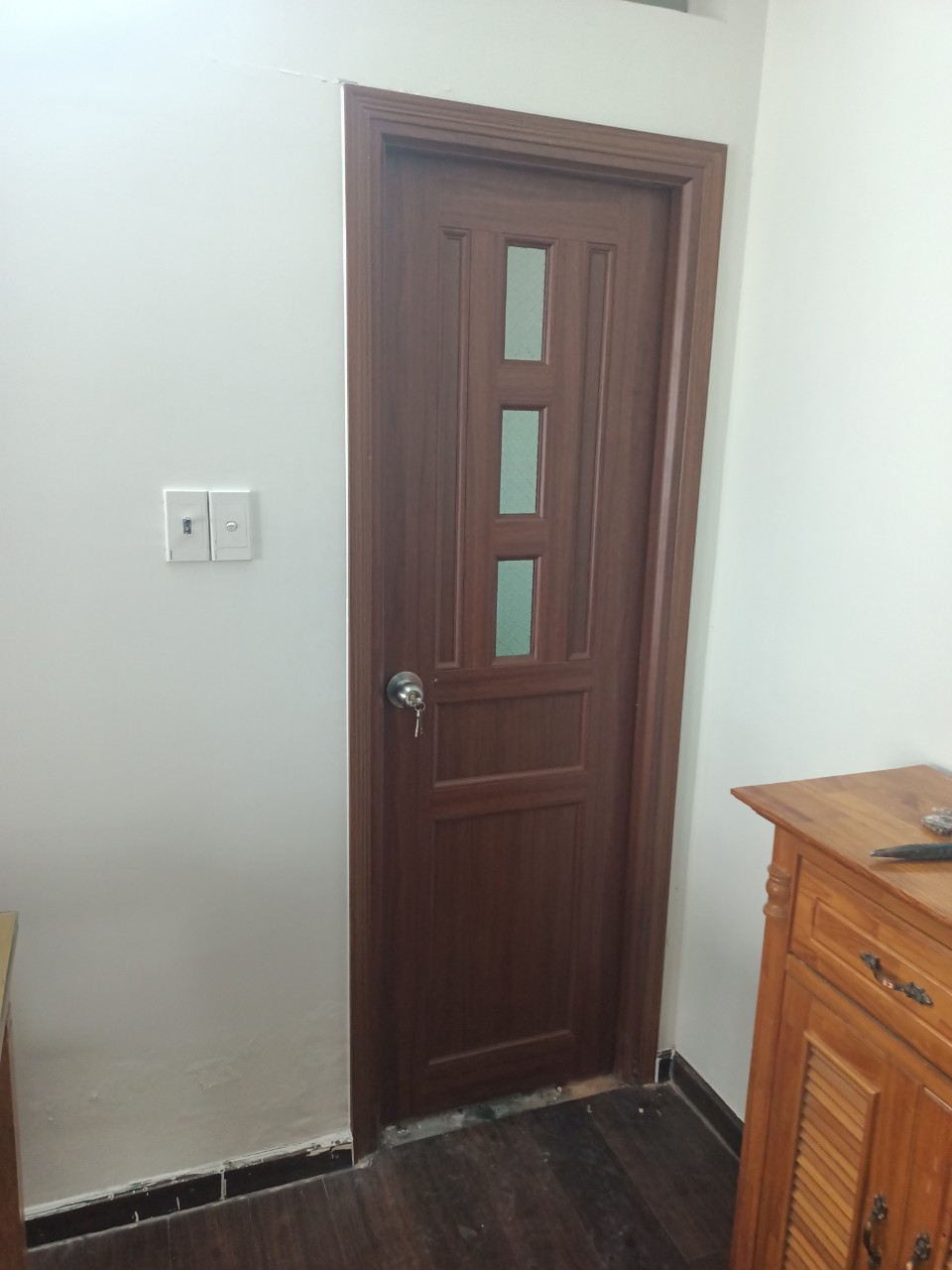 Cửa nhựa PVC nhà tắm giá rẻ tại saigondoor