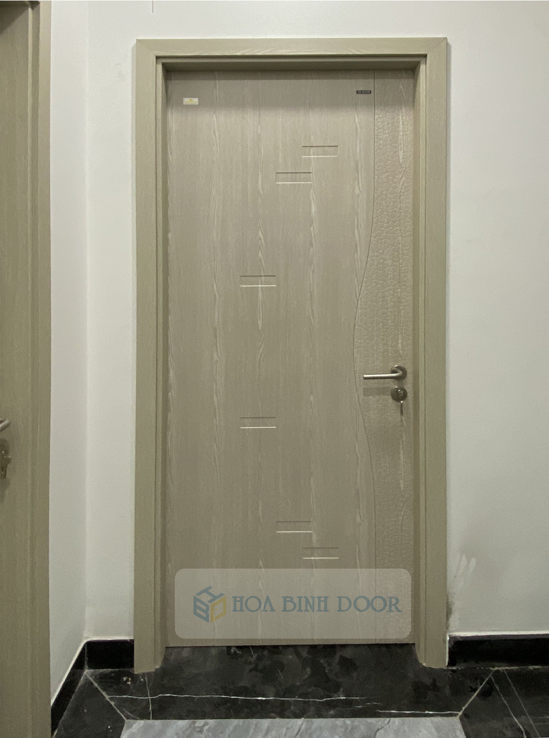 Cửa nhựa giả gỗ ABS Hàn Quốc tại Quận 7