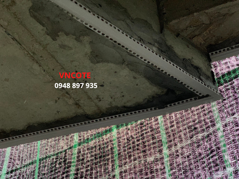 Nẹp nhựa chỉ ngắt nước cho lô gia, ban công, L=2m/thanh