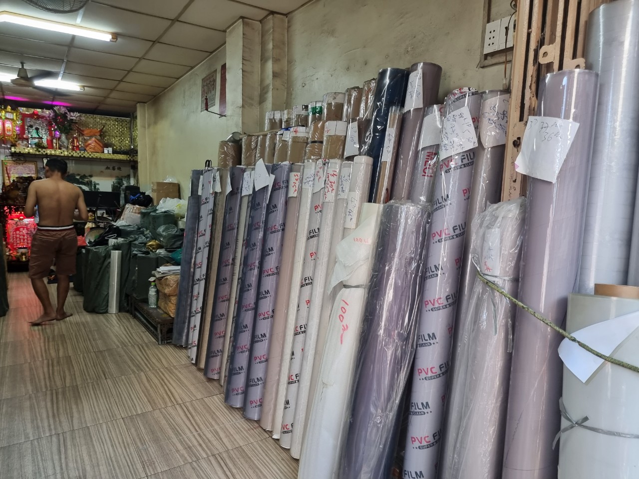 Màng nhựa PVC trong dẻo-  Màng nhựa PVC dạng cuộn