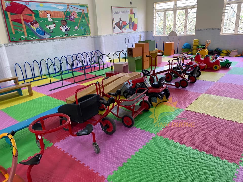 Cung cấp thảm xốp lót sàn cho khu vui chơi, quán cafe, sân chơi trẻ em