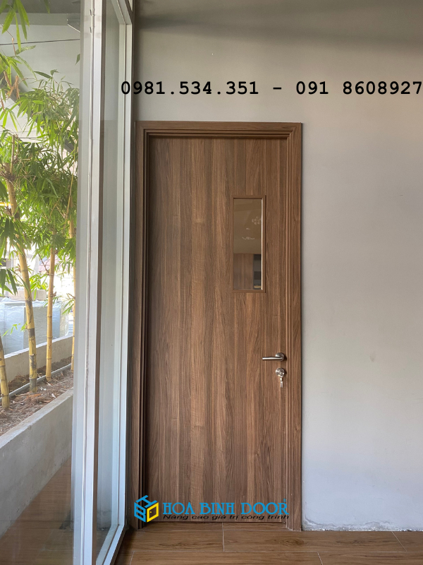 Cửa gỗ MDF tại quận 5 - Cửa gỗ công nghiệp