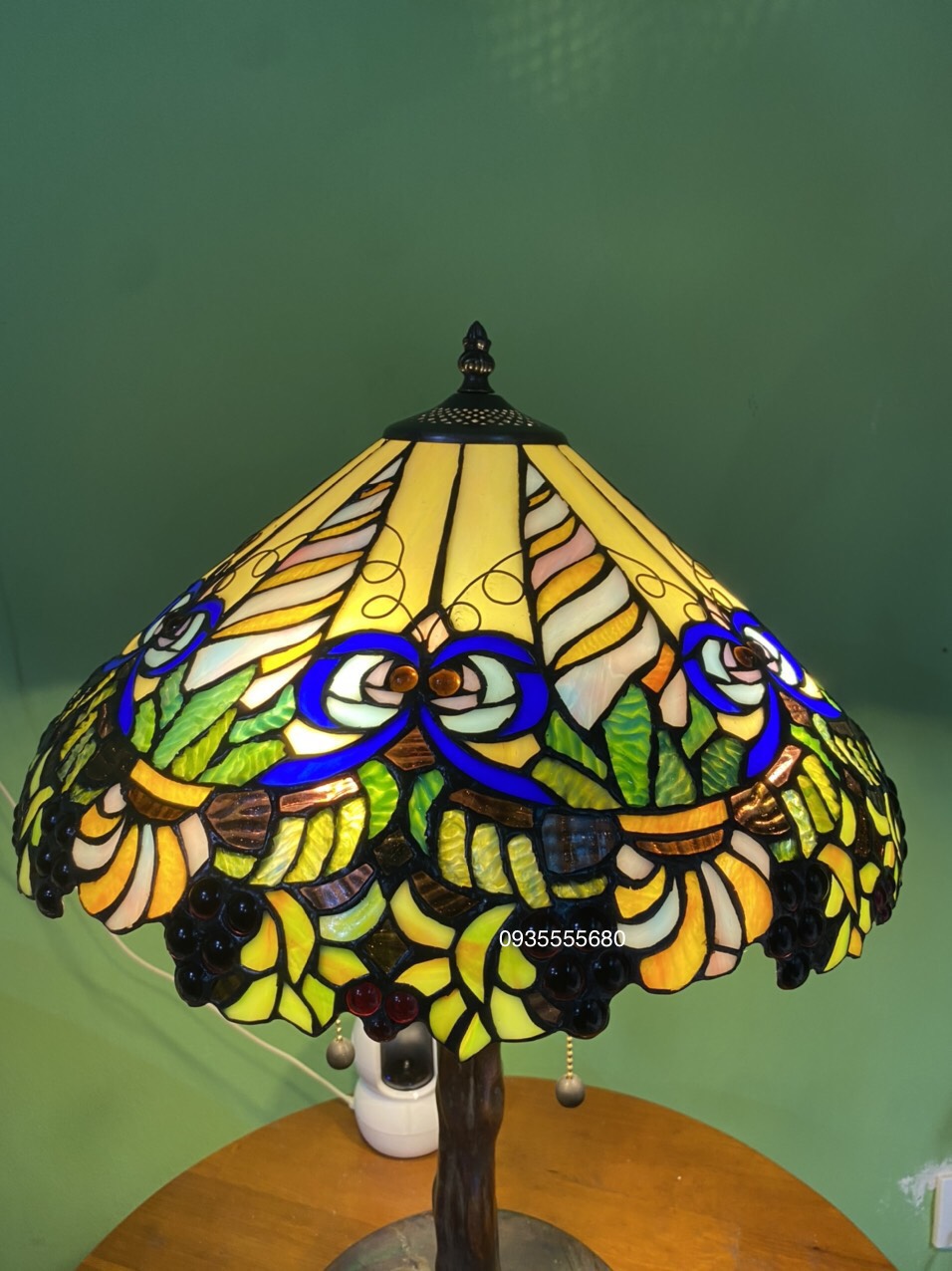 Giao lưu vài e chao đèn tiffany hàng rẻ