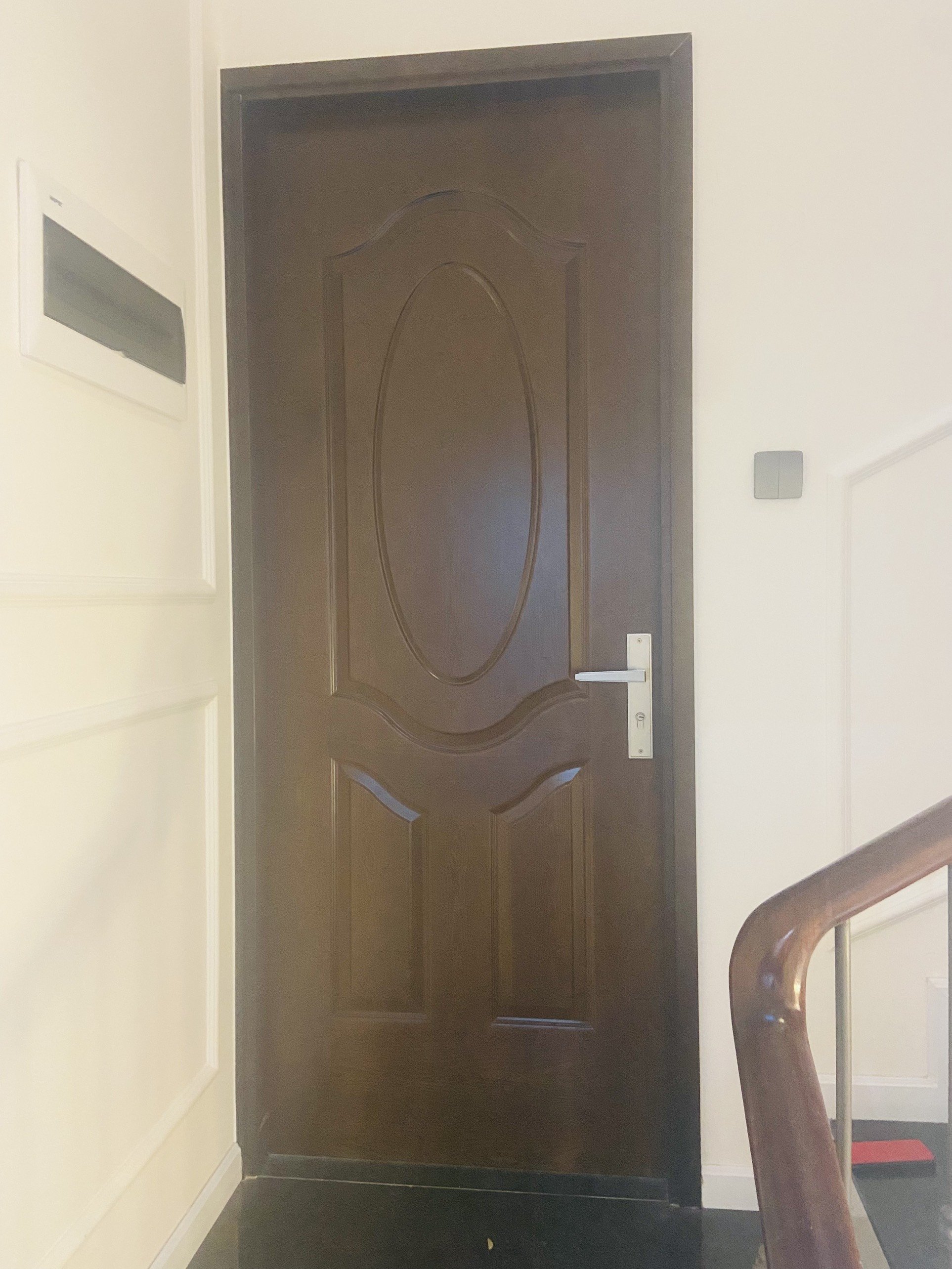 Cửa gỗ công nghiệp HDF tại Quận 12 - Báo giá mới nhất