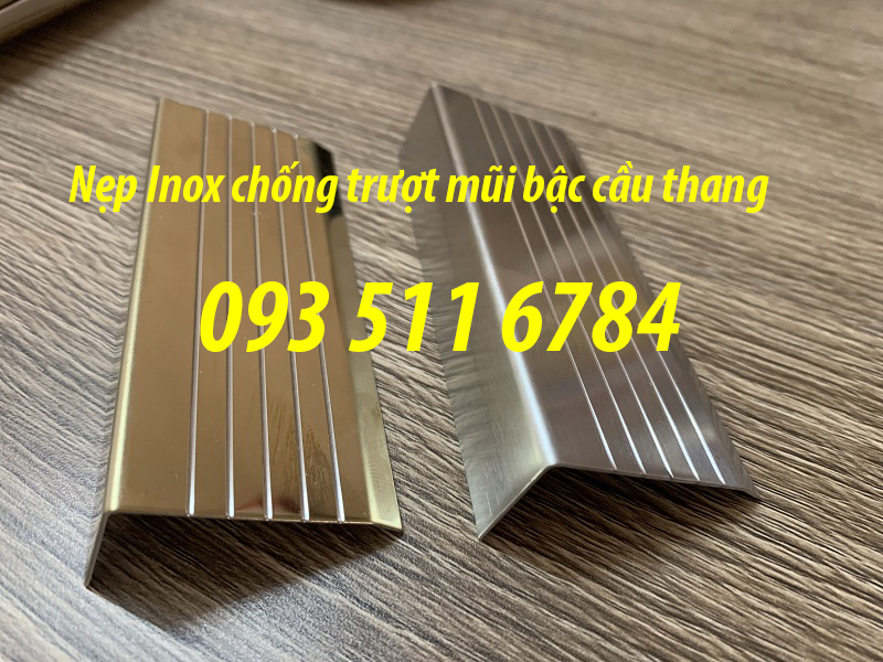 Nẹp Inox trang trí cầu thang chống trượt Nẹp nhôm bậc tam cấp