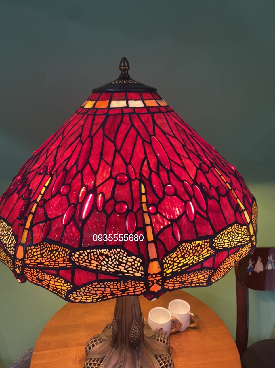 Đèn tiffany rực rỡ sắc đỏ
