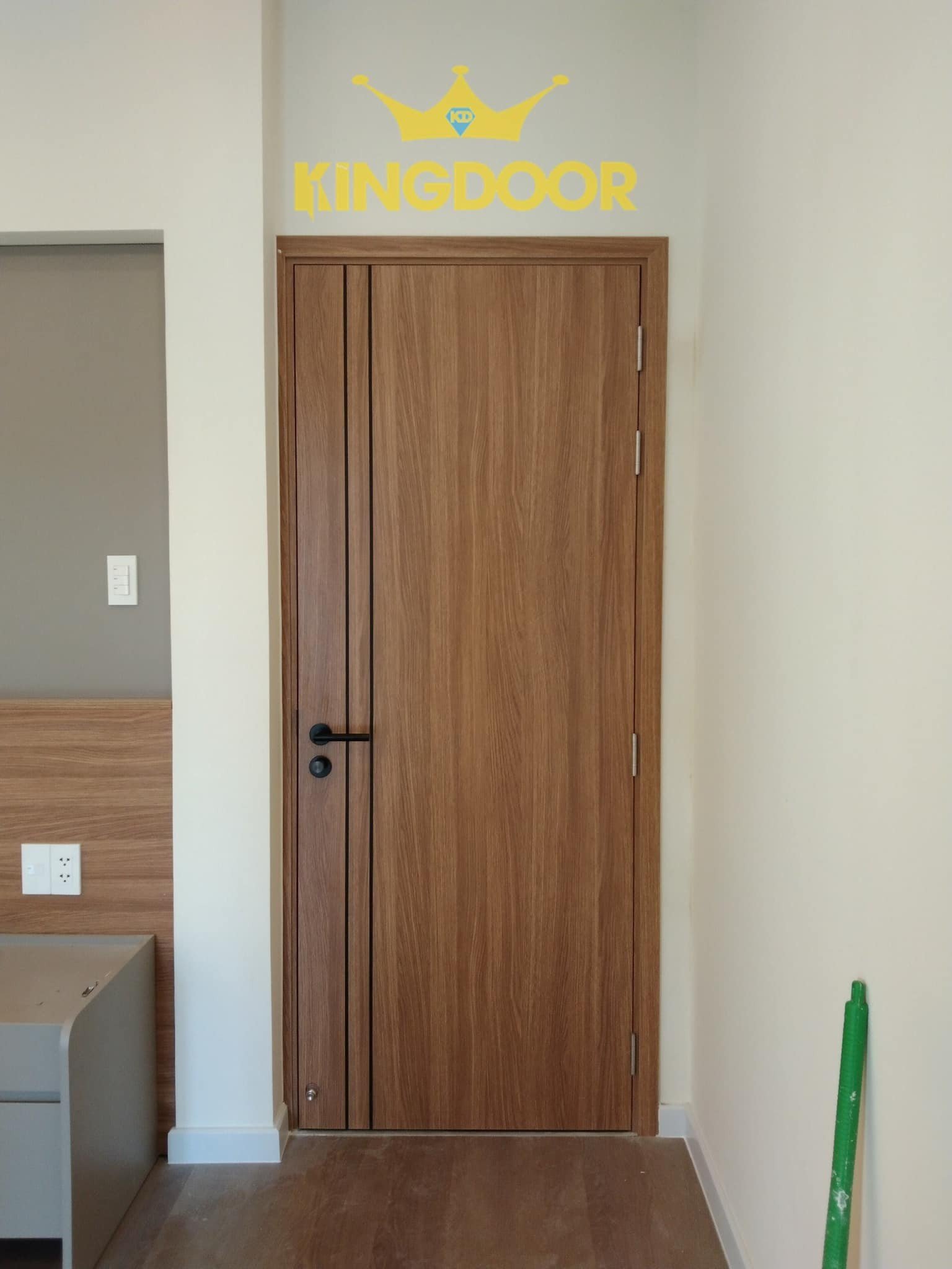 Có Nên Dùng Cửa Gỗ Công Nghiệp Hay Không?