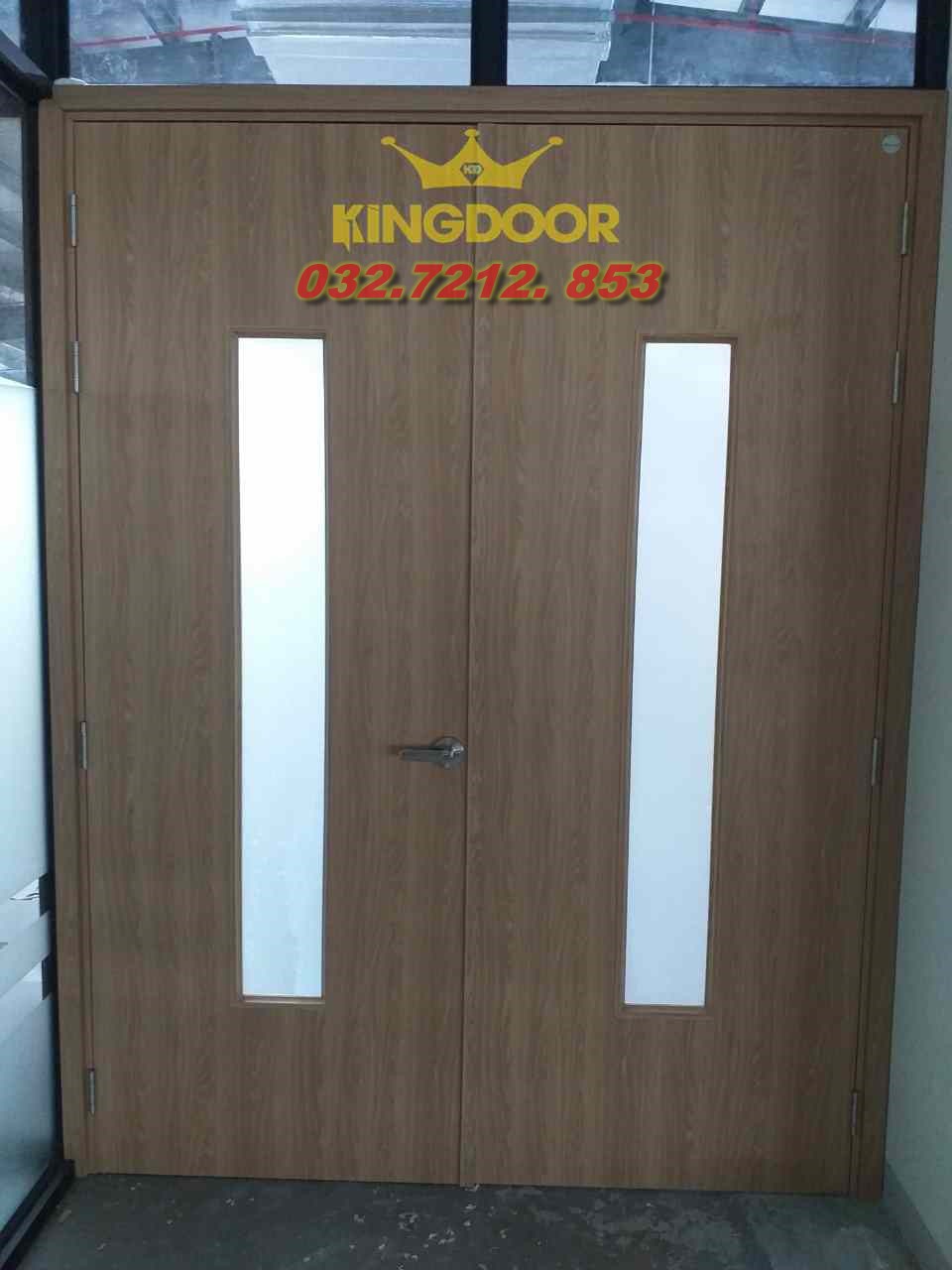Cửa nhựa Composite 2 cánh - Cửa nhựa có ô kính