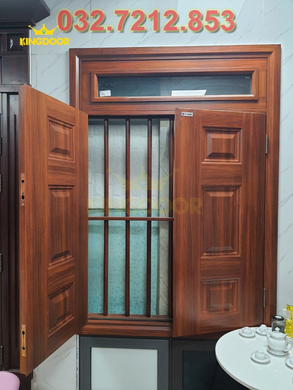 Cửa sổ thép vân gỗ - mẫu cửa sổ đẹp tại Bình Dương