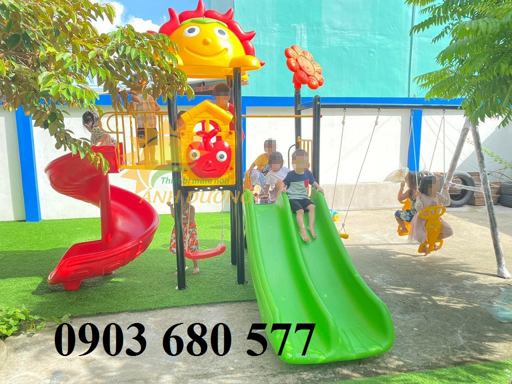 Cầu trượt liên hoàn kết hợp xích đu cho trẻ em vui chơi
