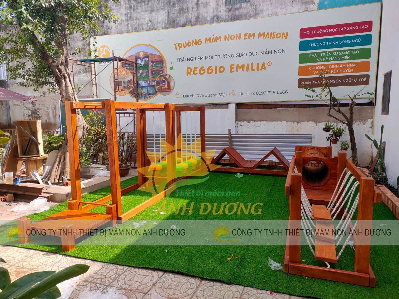 Bộ vận động liên hoàn đa năng bằng gỗ cho trẻ em