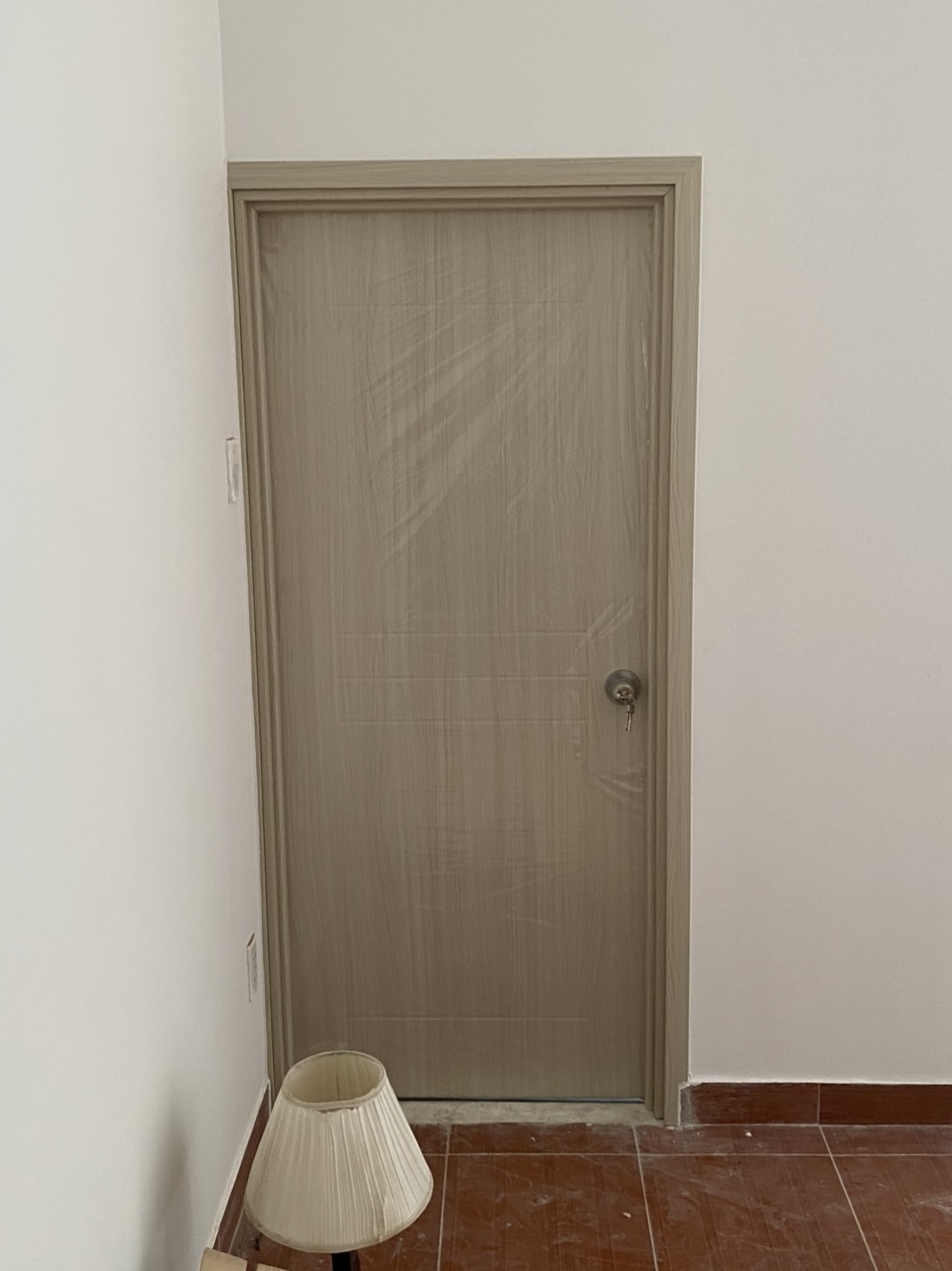 Giá cửa nhựa composite tại Nha trang - mẫu cửa đẹp, sang trọng