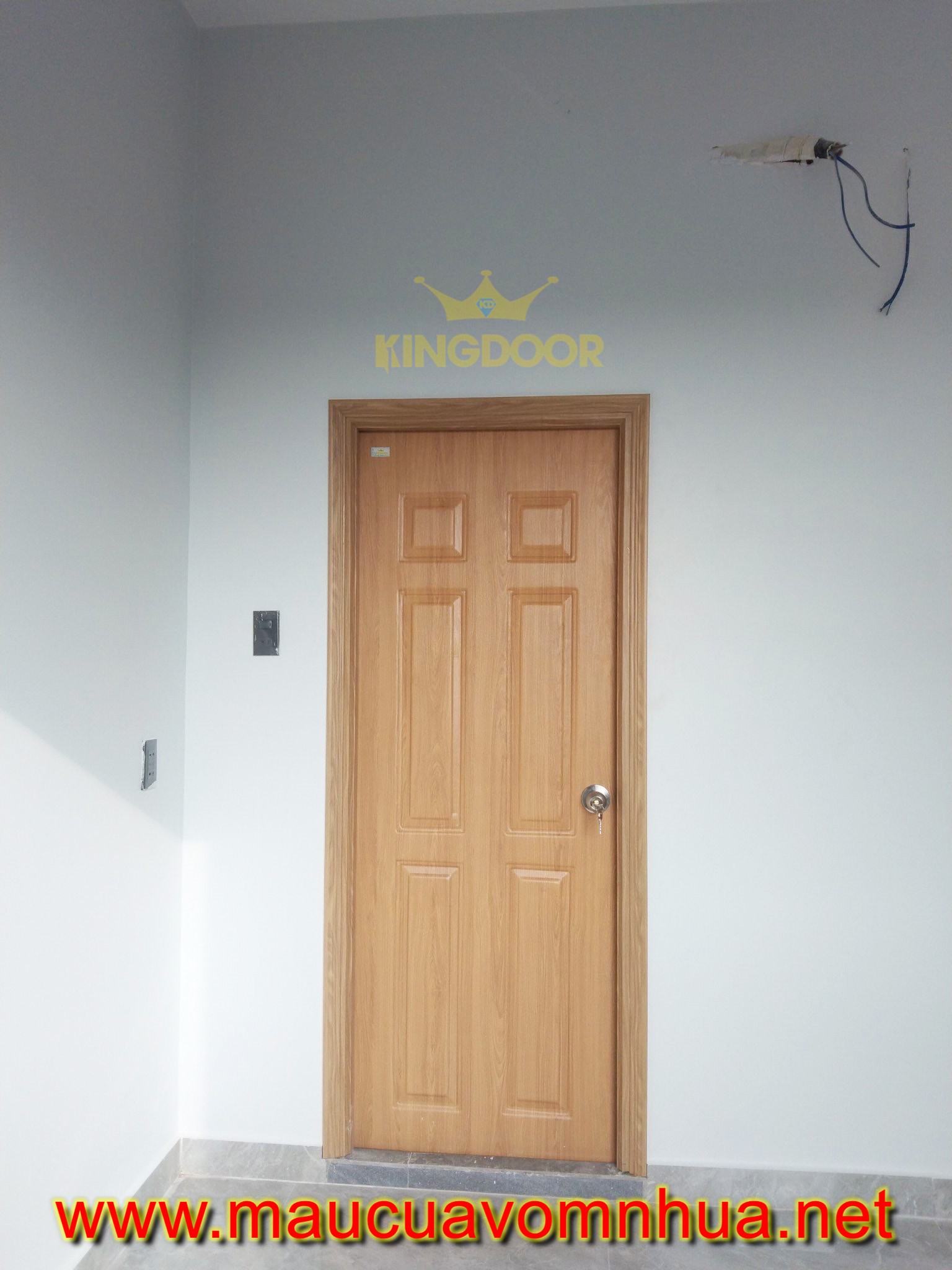 CỬA NHỰA ĐÀI LOAN CHÍNH HÃNG GIÁ RẺ KINGDOOR