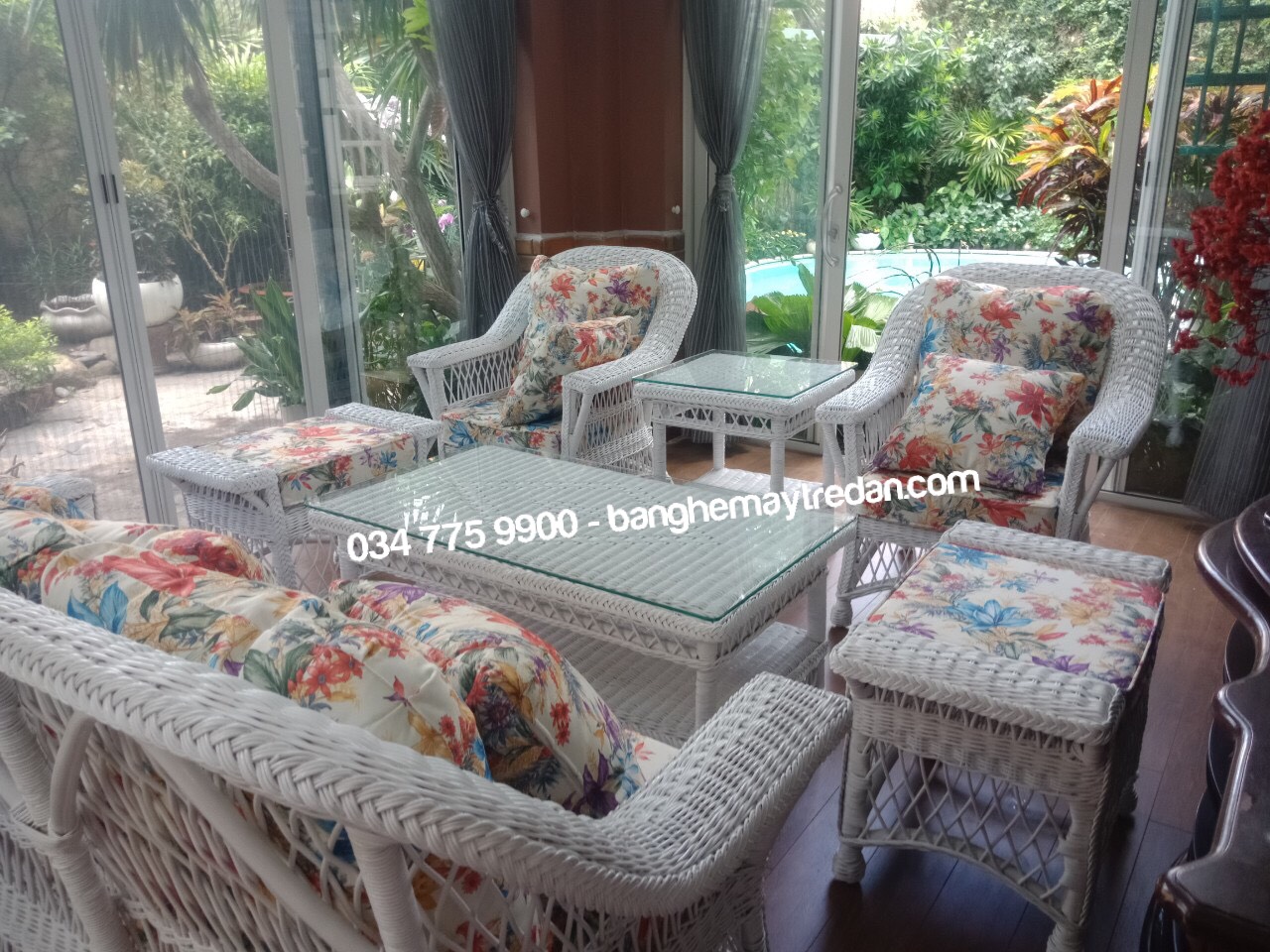 Sofa mây tự nhiên kiểu cổ điển - Mây Tre Lục Bình