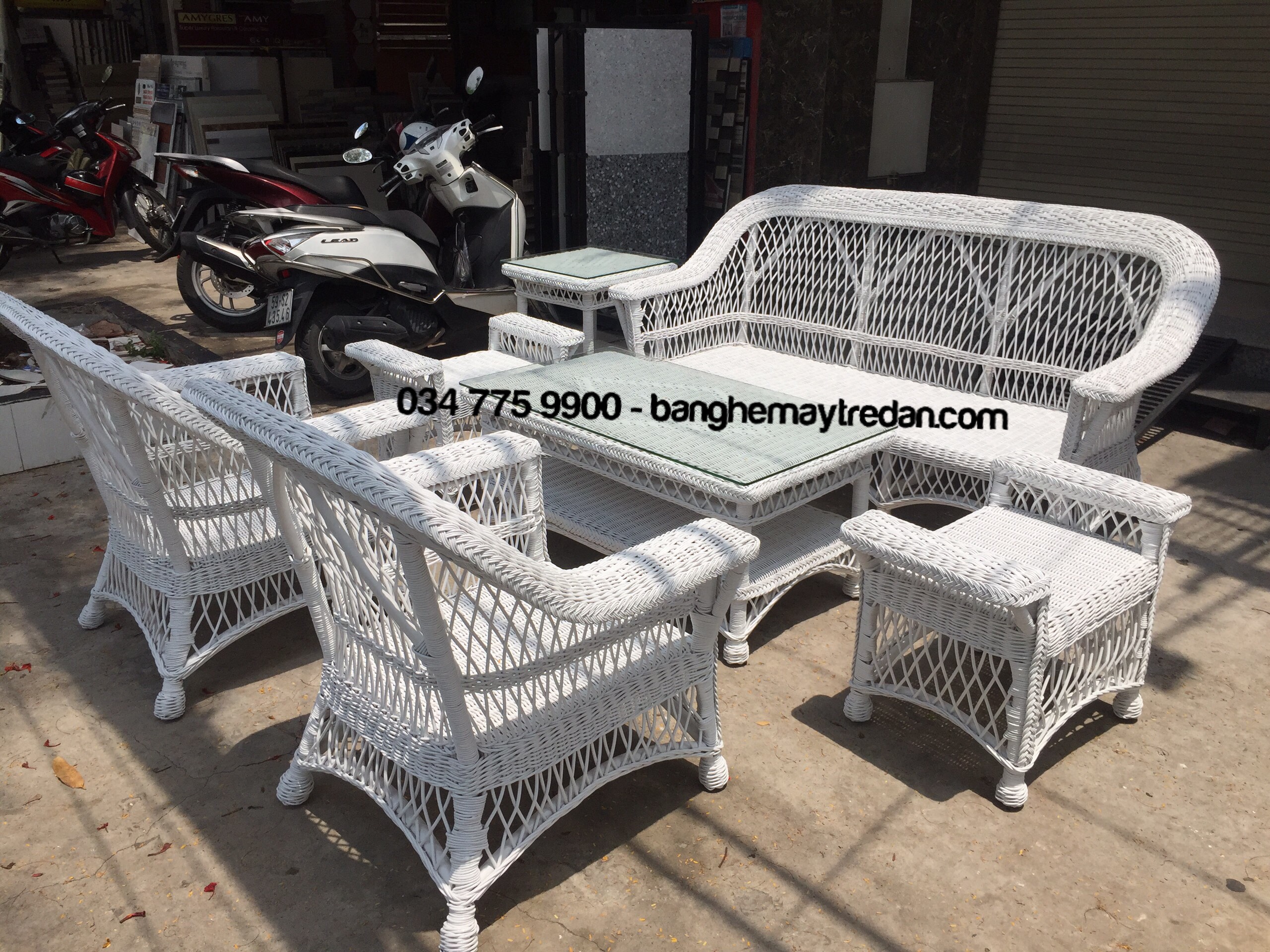 Sofa mây tự nhiên kiểu cổ điển - Mây Tre Lục Bình