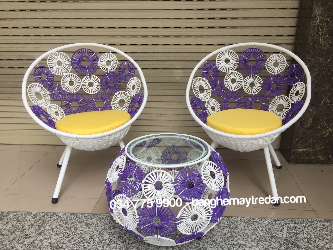 Ghế nhựa giả mây nhỏ gọn - Mây Tre Lục Bình