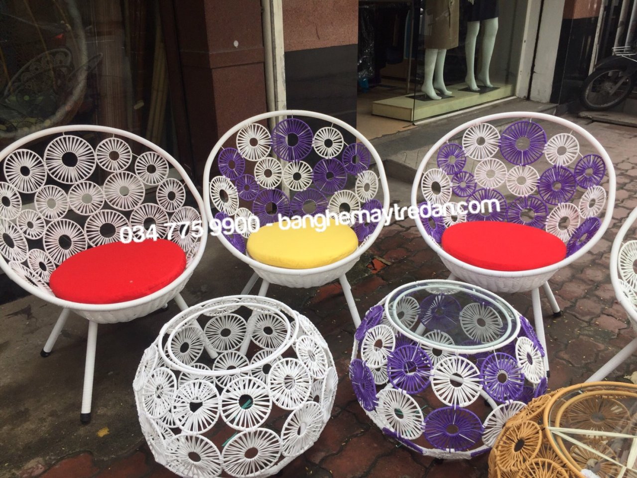 Ghế nhựa giả mây nhỏ gọn - Mây Tre Lục Bình