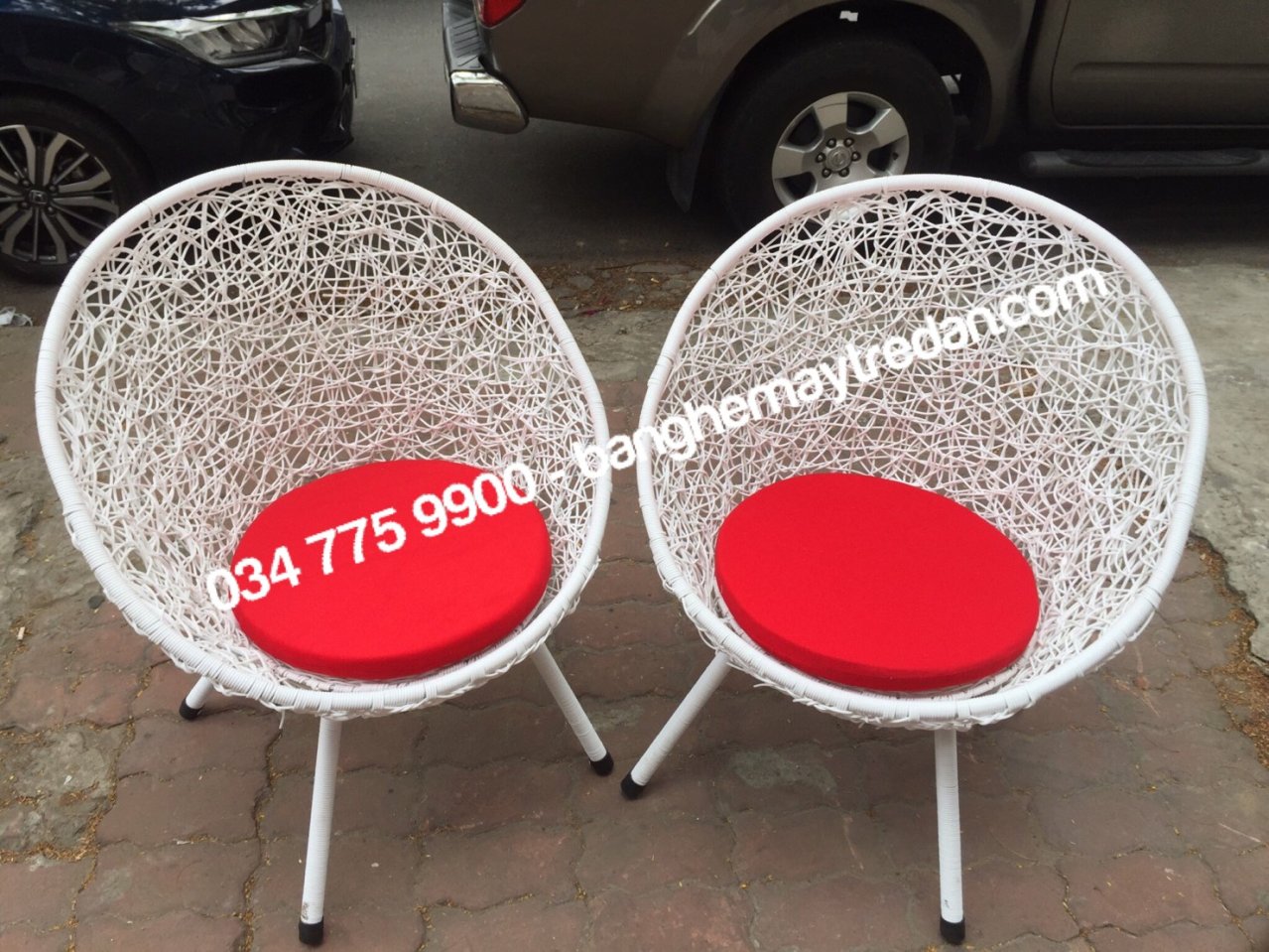Ghế nhựa đan rối tổ chim độc đáo trang trí ban công, sân vườn