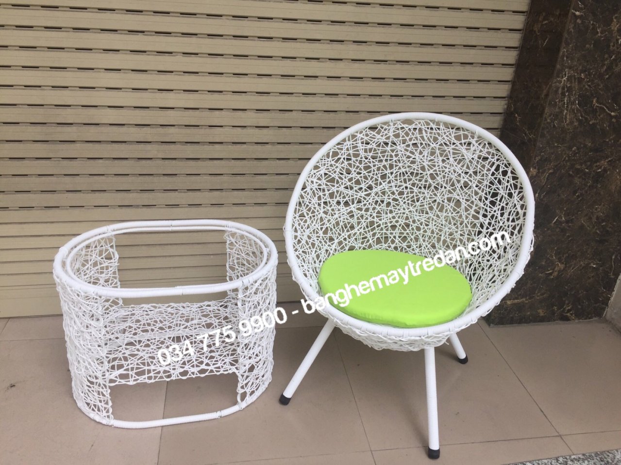 Ghế nhựa đan rối tổ chim độc đáo trang trí ban công, sân vườn