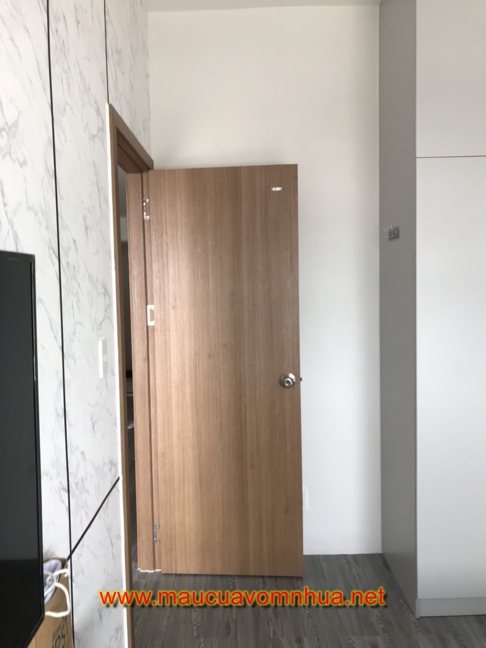 Cửa nhựa giả gỗ tại Nha Trang  Mẫu cửa đẹp