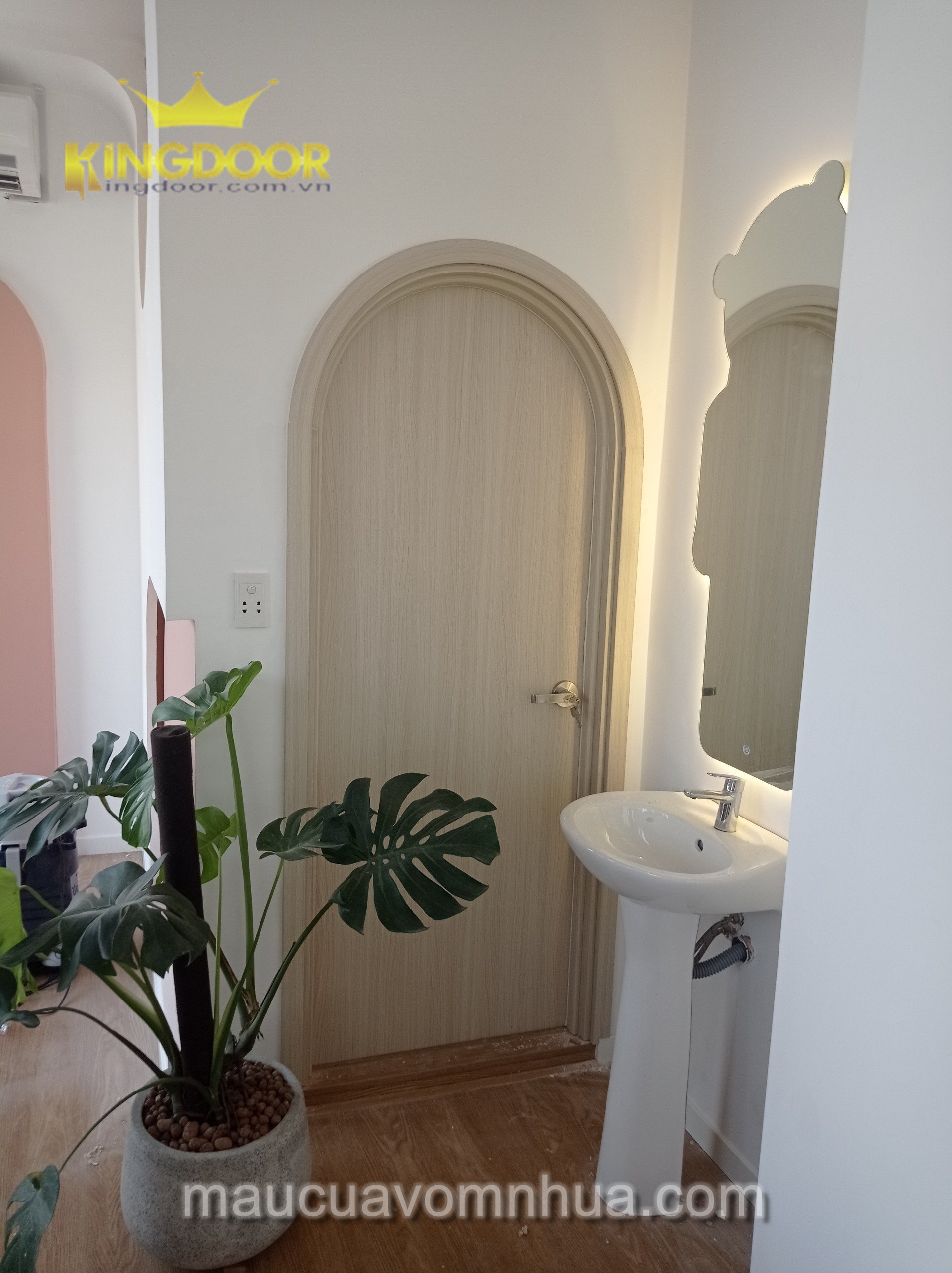 Mẫu cửa vòm nhựa composite tại Nha Trang - báo giá tại xưởng