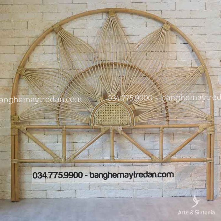 Đầu giường mây tre trang trí homestay - Mây Tre Lục Bình