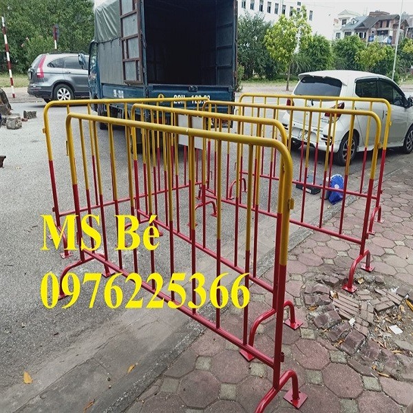 Hàng rào di động thép không gỉ,hàng rào di động khổ 1m x 1,5m