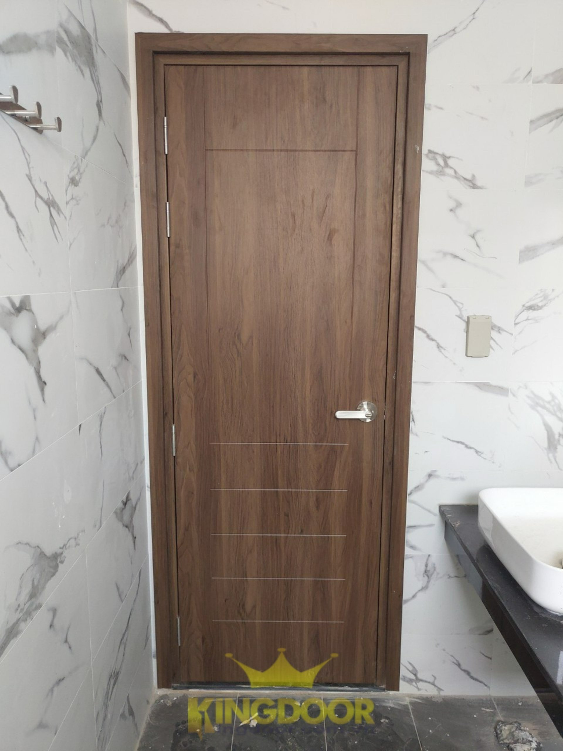 Cửa nhựa composite chất lượng và giá rẻ năm 2023