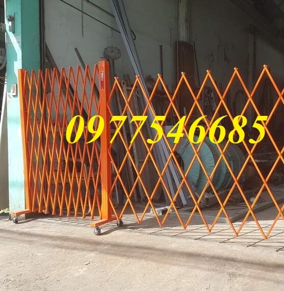 Hàng rào xếp sắt ,hàng rào xếp có bánh xe chữ T