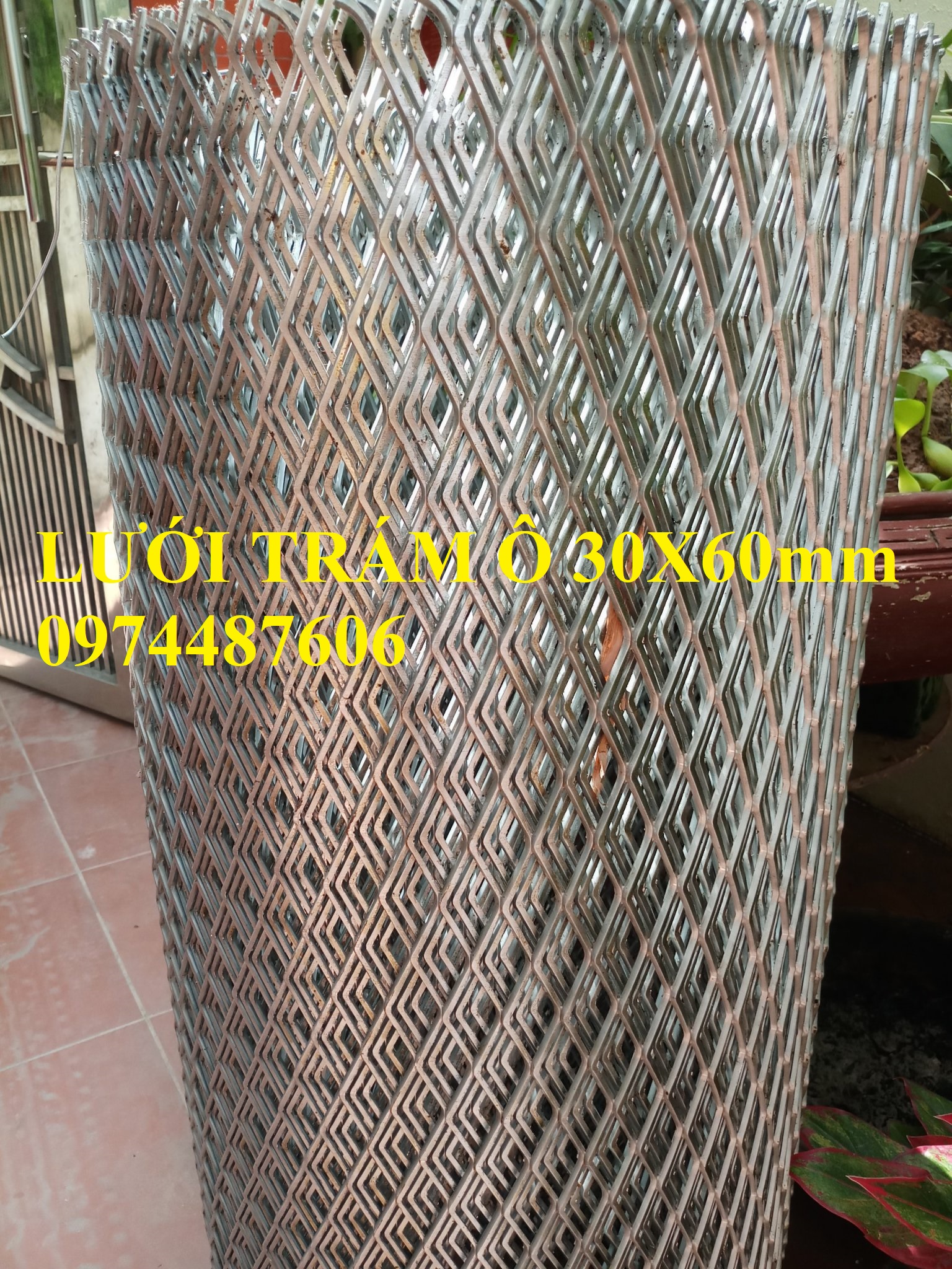 Lưới trám 30x60, lưới mắt cáo 30x60, lưới dập giãn 30x60. Hàng sẵn kho