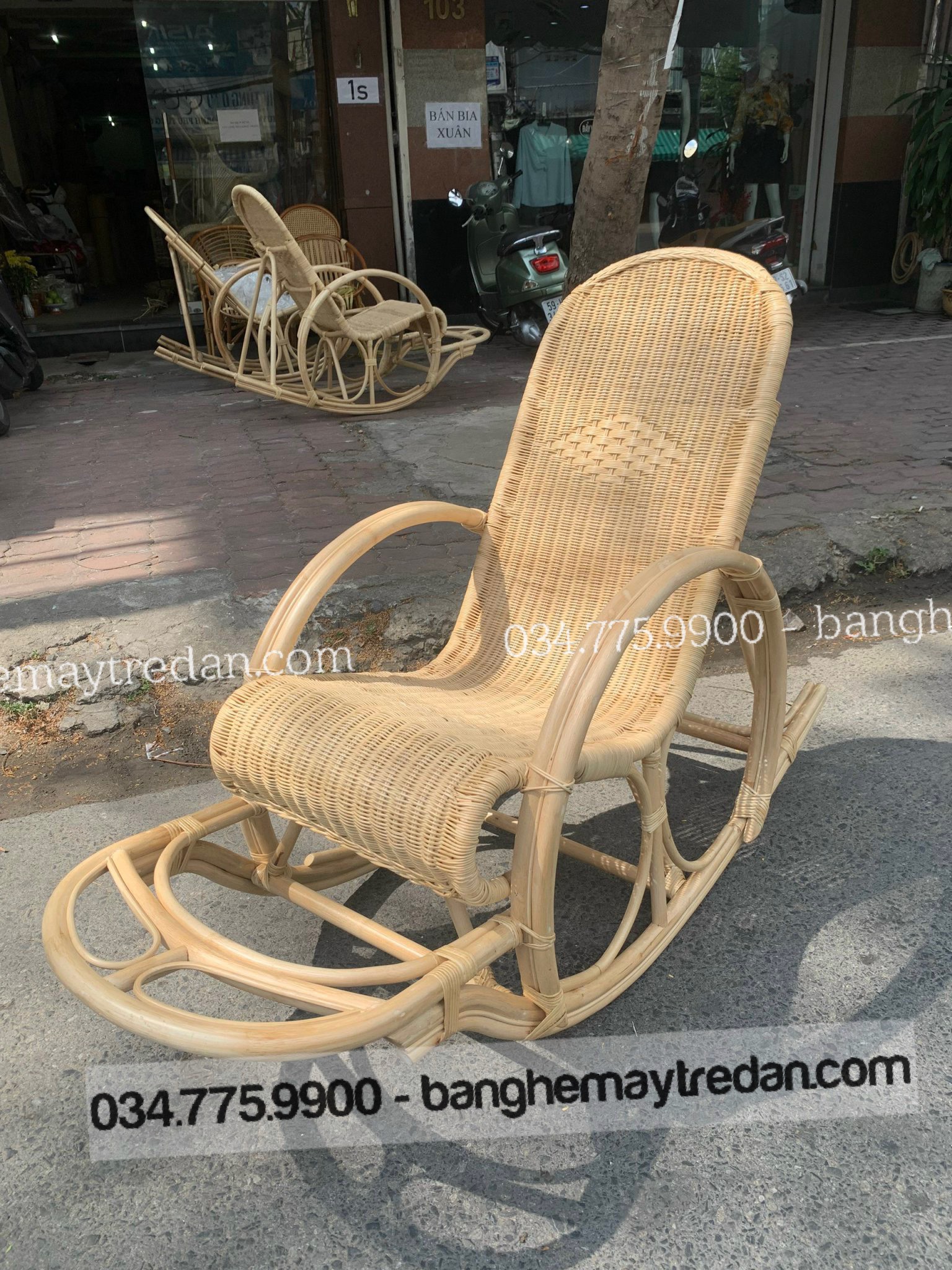 Ghế bập bênh thư giãn mây tự nhiên - Bàn ghế mây tre đan