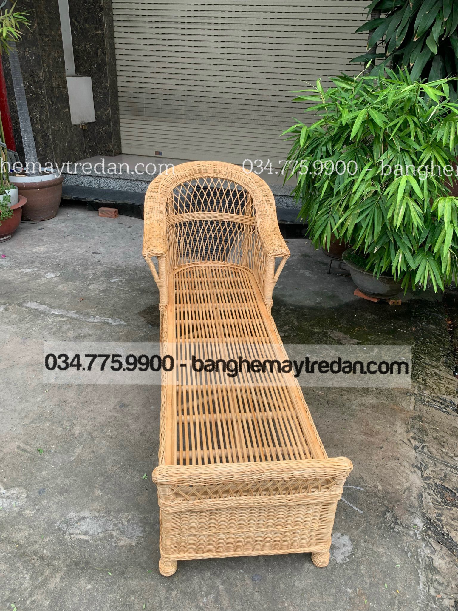 Sofa giường phòng khách mây tự nhiên nhỏ gọn