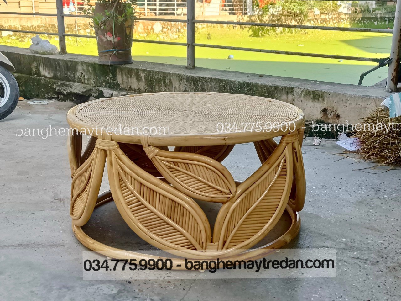 Bàn sô pha hình lá bằng mây tự nhiên chất lượng cao