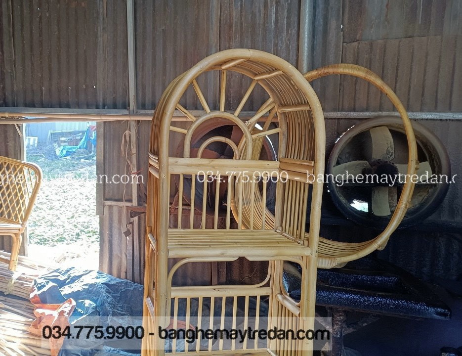 Kệ mây tự nhiên nhiều tầng - Mây Tre Lục Bình