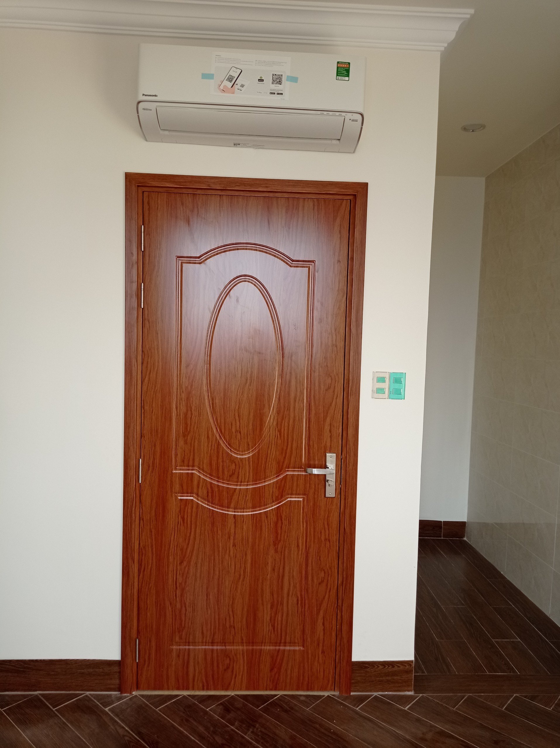 Gía cửa nhựa Composite giá rẻ tại xưởng  Xu hướng lựa chọn mới