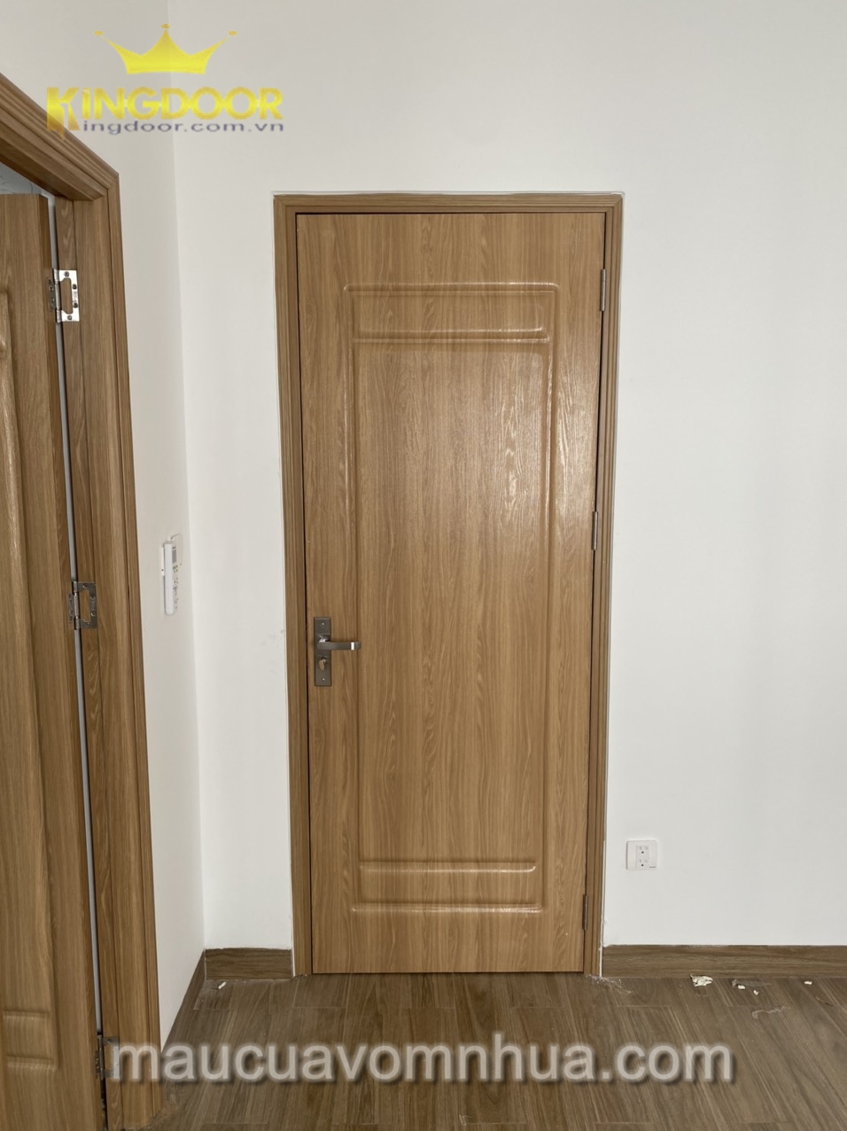 BÁO GIÁ CỬA NHỰA GIẢ GỖ - CẬP NHẬT MỚI NHẤT