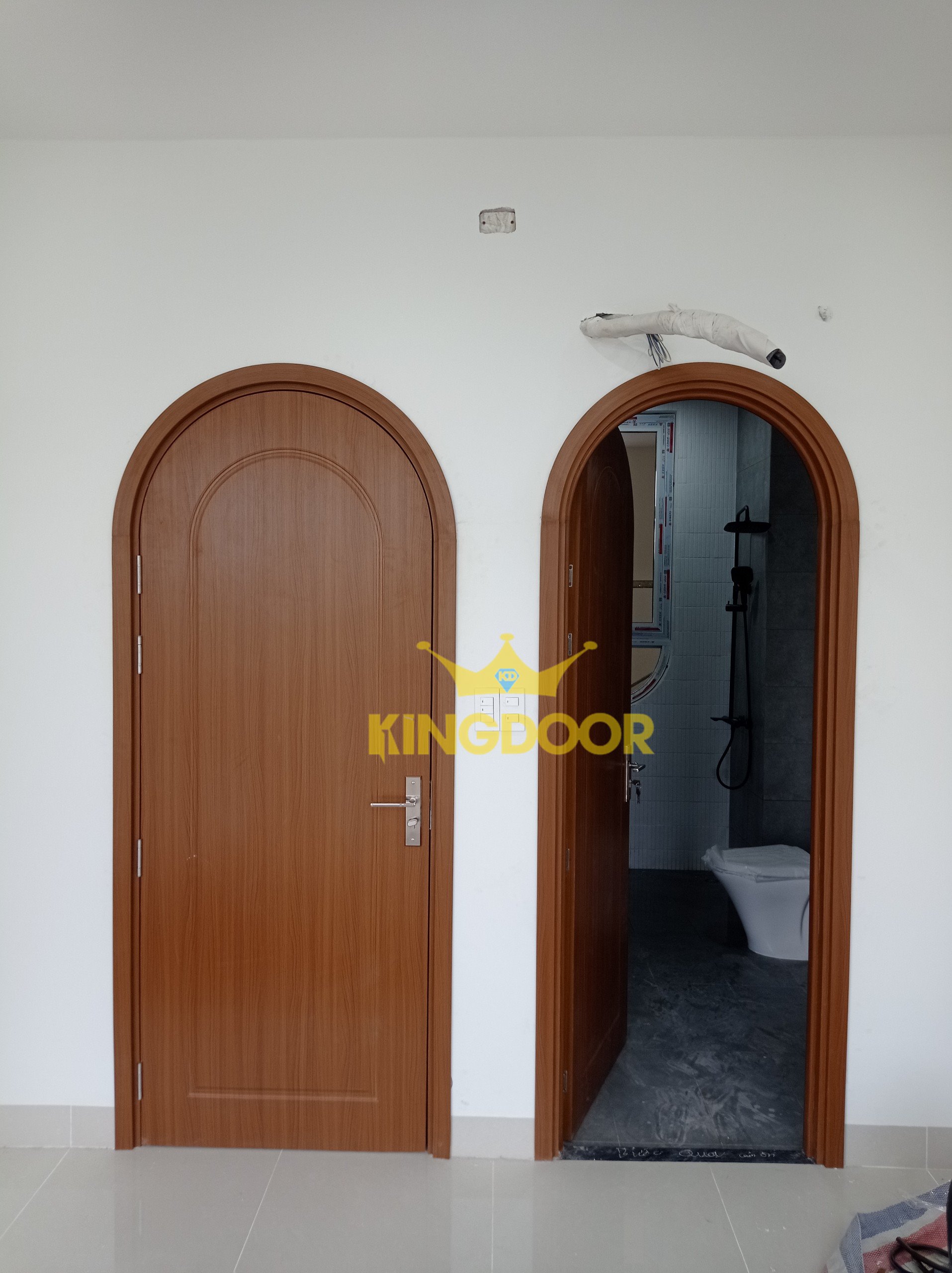 Báo Giá Cửa Vòm Nhựa Composite tại Nha Trang - Mẫu Cửa Hiện Đại