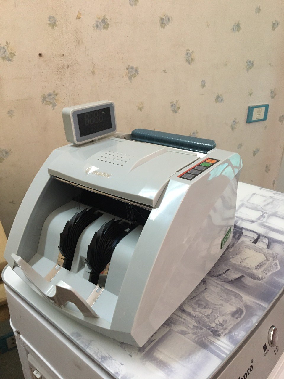 Máy đếm tiền oudis 9900a