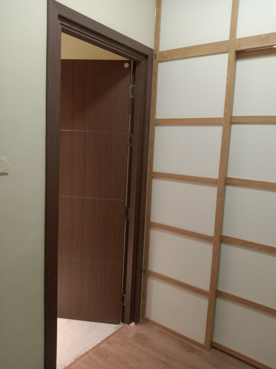 Báo giá cửa nhựa giả gỗ Composite tại Cà Mau