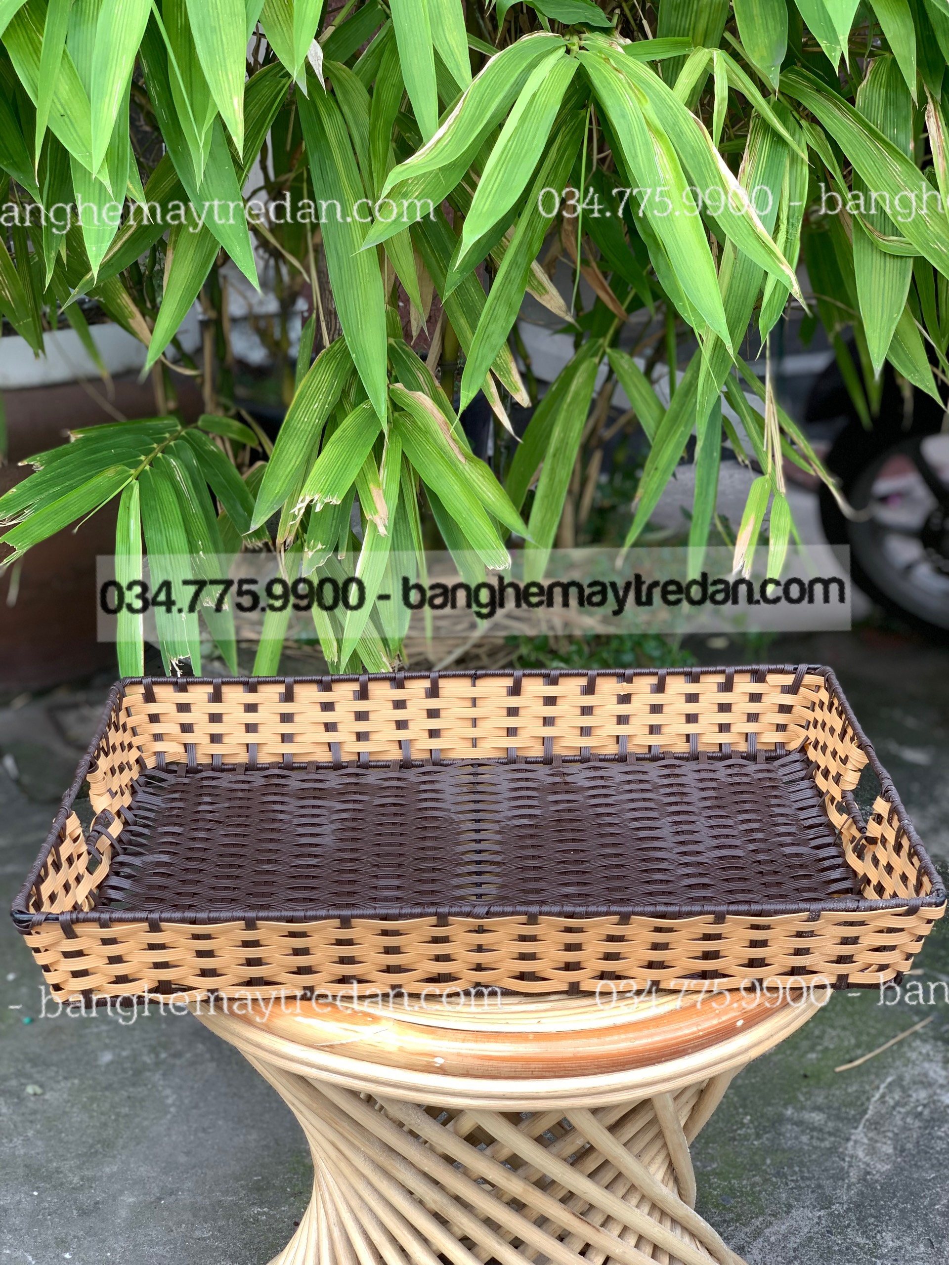 Khay nhựa giả mây hình chữ nhật để đồ cá nhân